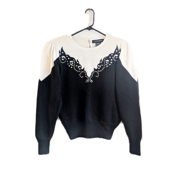 Vintage Sweaters - Vintage 90s Black/White Beaded Embroidered Sweater